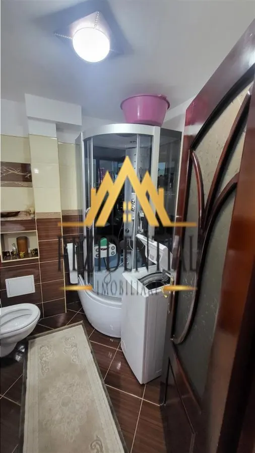 SUPER APARTAMENT CU 3 CAMERE - foto 13