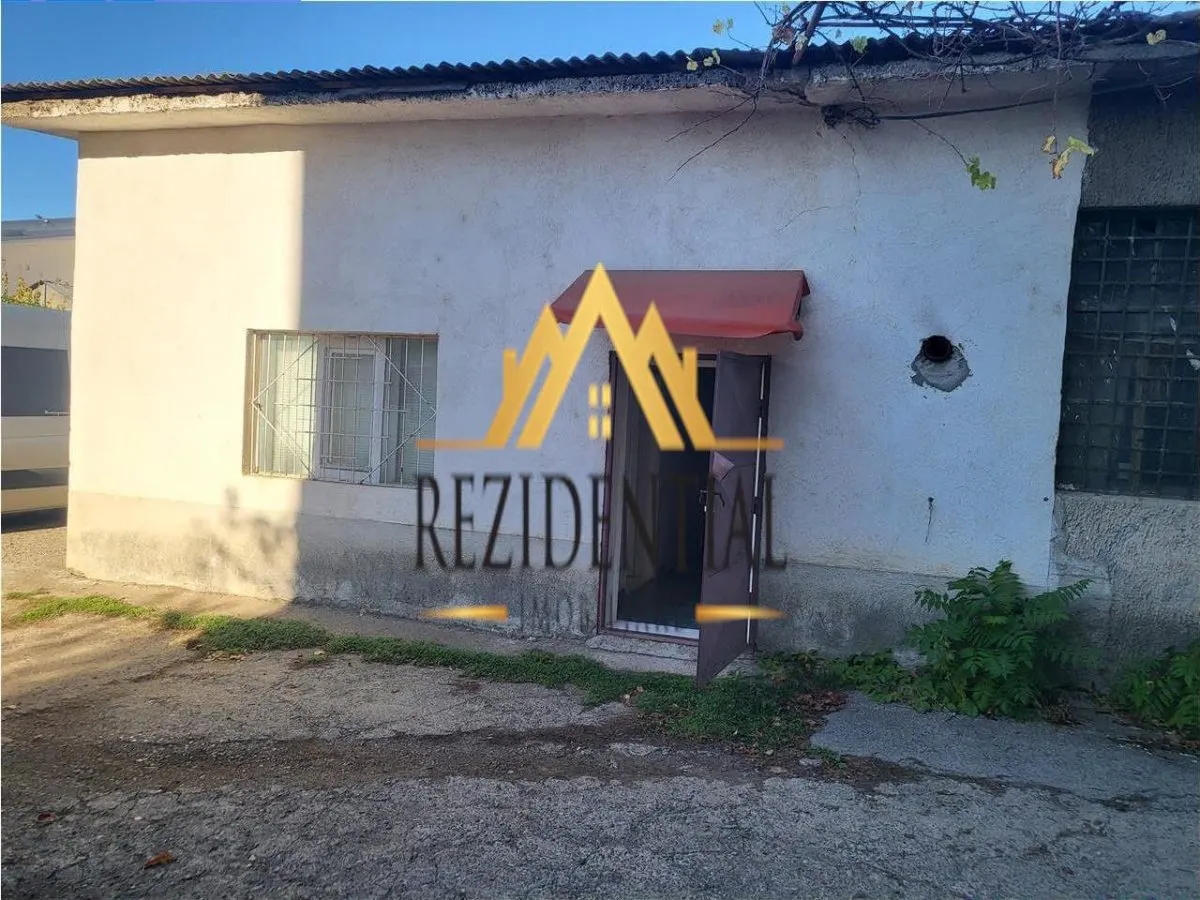 HALE COMERCIALE - CENTRAL - foto 1