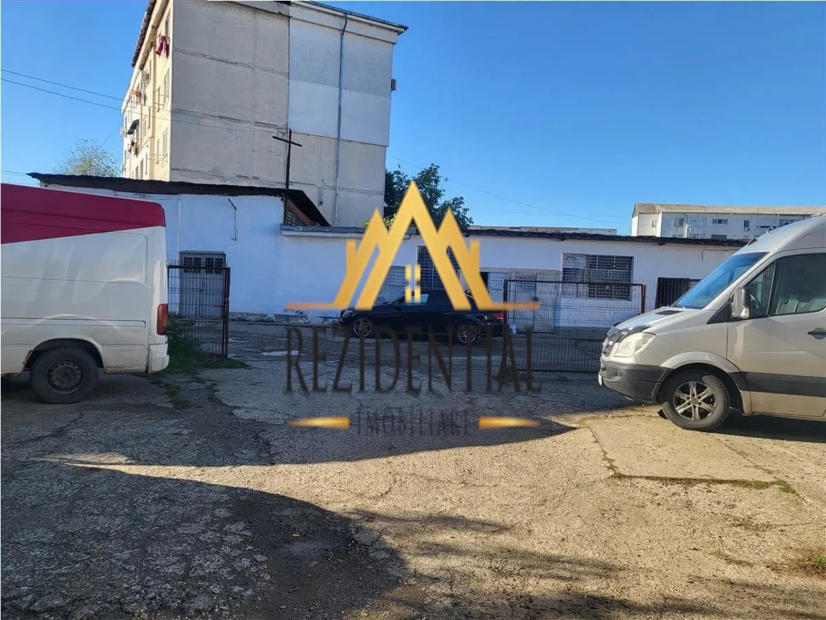 HALE COMERCIALE - CENTRAL - foto 2