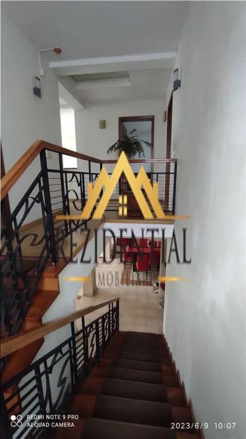 CASA CU ETAJ - LEBADA - foto 2
