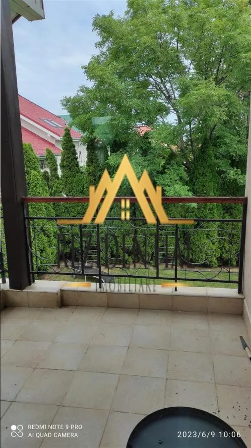 CASA CU ETAJ - LEBADA - foto 11