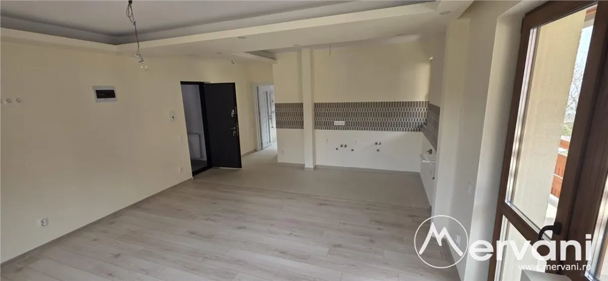Apartament 2 camere, etaj 1, de vanzare in Busteni - foto 1