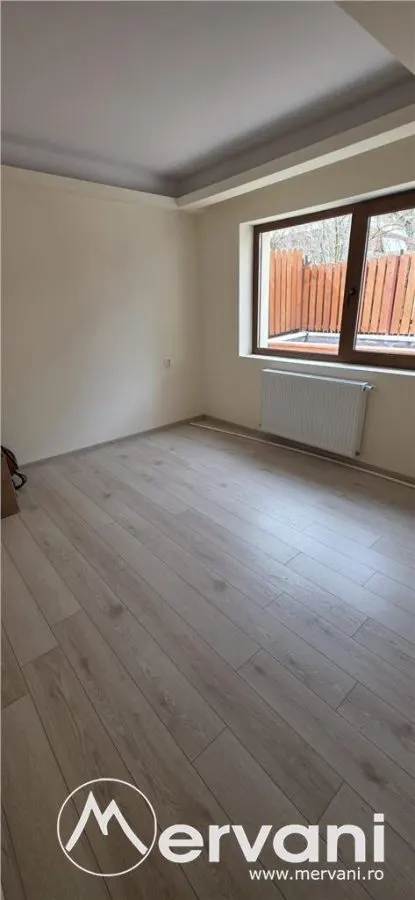 Apartament 2 camere, parter, de vanzare in Busteni - foto 2