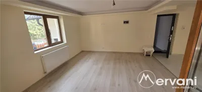 Apartament 2 camere, parter, de vanzare in Busteni - foto 4