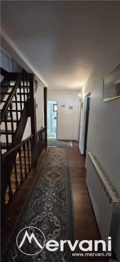 Vila duplex de vanzare cu 4 camere in Azuga - foto 17