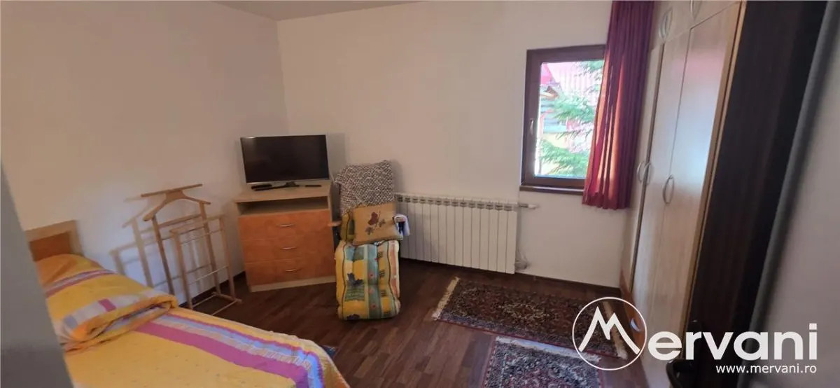 Vila duplex de vanzare cu 4 camere in Azuga - foto 24
