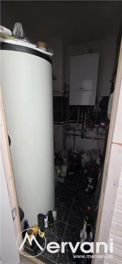 Pensiune de vânzare cu 8 camere in Busteni - foto 13