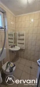 Pensiune de vânzare cu 8 camere in Busteni - foto 36