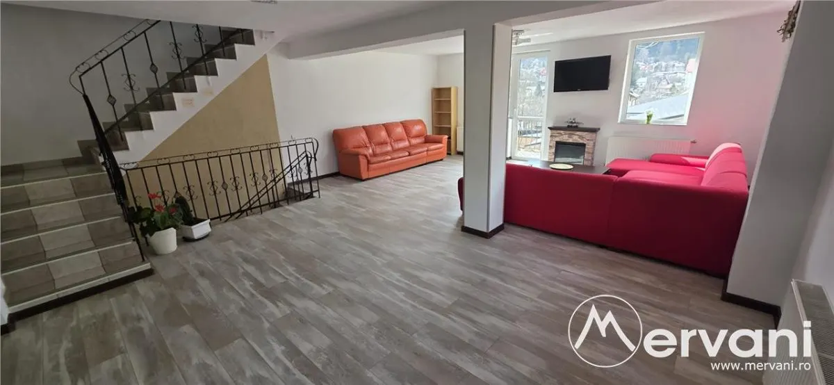 Vila de vânzare cu 8 camere și garaj in Busteni - foto 5