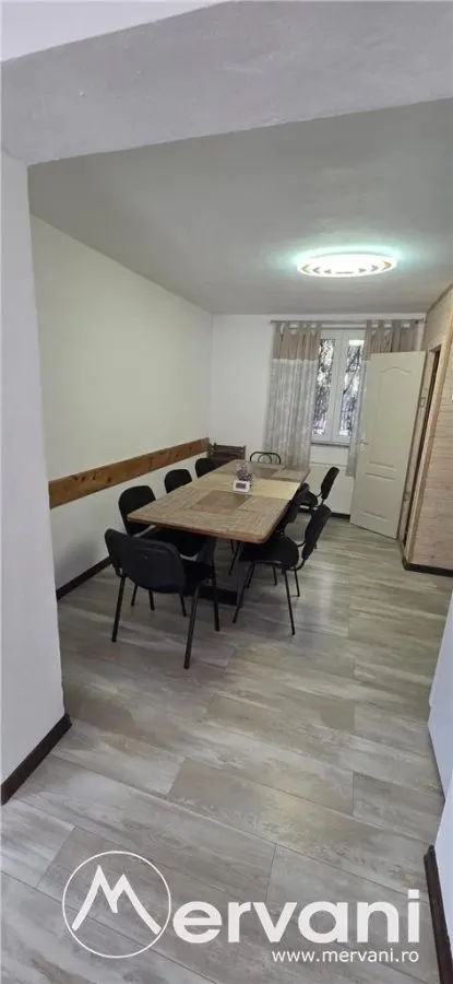 Vila de vânzare cu 8 camere și garaj in Busteni - foto 7