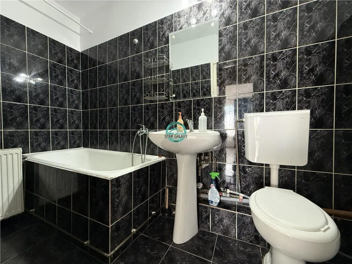 Apartament cu 2 camere de vanzare, decomandat, in Tudor str. Infratirii - foto 7
