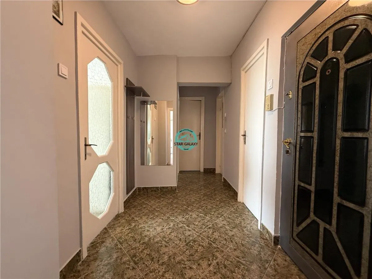 Apartament cu 2 camere de vanzare, decomandat, in Tudor str. Infratirii - foto 8