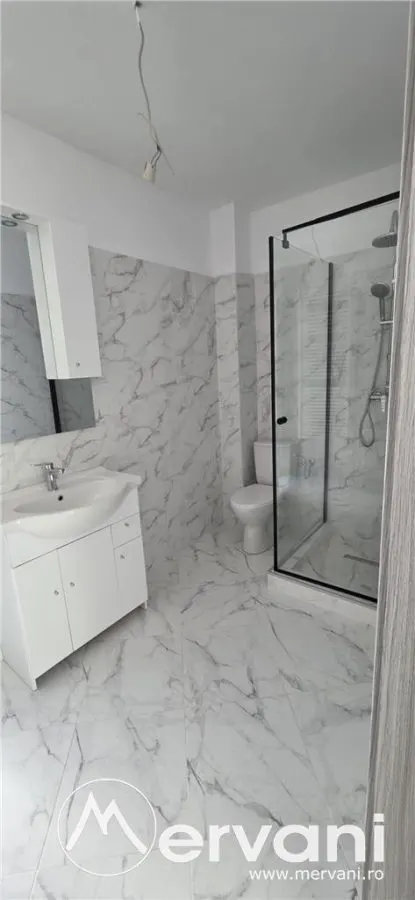 Apartament 3 camere de vânzare la Sinaia - foto 11