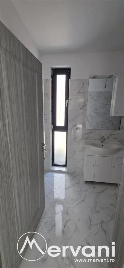 Apartament 3 camere de vânzare la Sinaia - foto 7