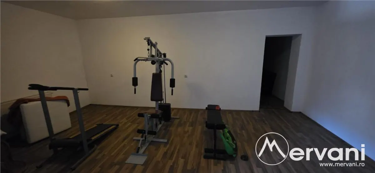 Apartamnet cu 2 camere de vanzare in Sinaia - foto 14