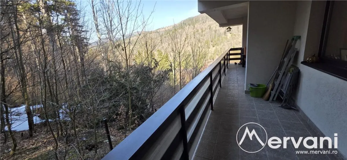Apartamnet cu 2 camere de vanzare in Sinaia - foto 15
