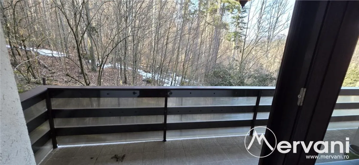 Apartamnet cu 2 camere de vanzare in Sinaia - foto 16