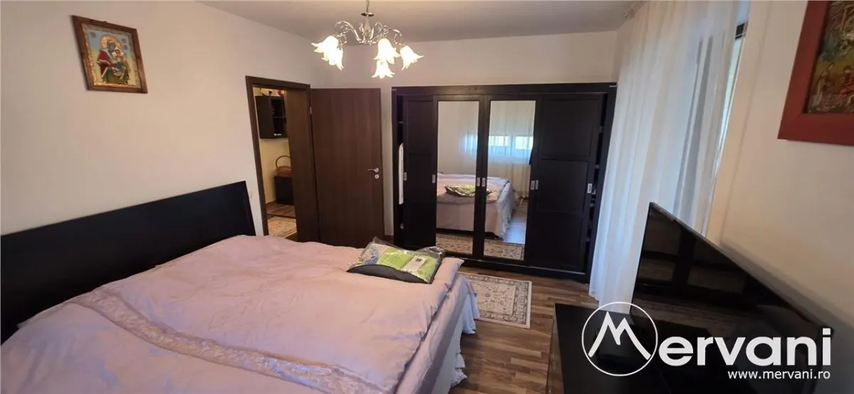 Apartamnet cu 2 camere de vanzare in Sinaia - foto 4