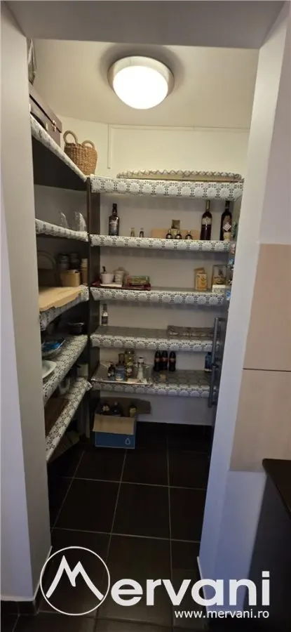 Apartamnet cu 2 camere de vanzare in Sinaia - foto 8