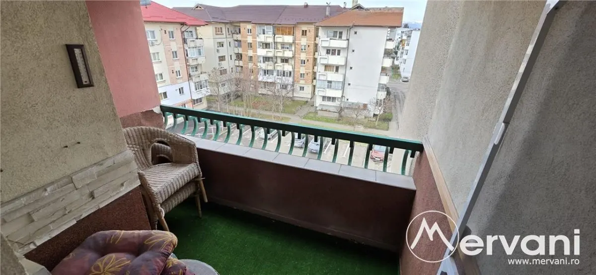 Apartamnet cu 2 cmere de vanzare in Campina - foto 13