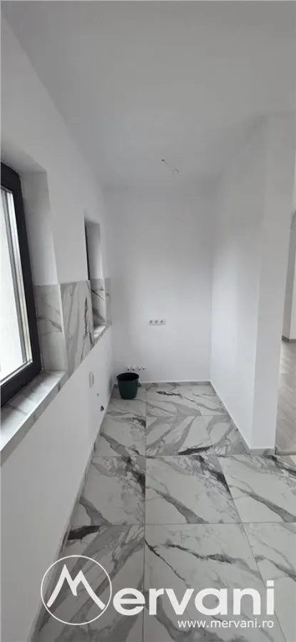 Vila de vanzare cu 4 camere in Brebu - foto 24