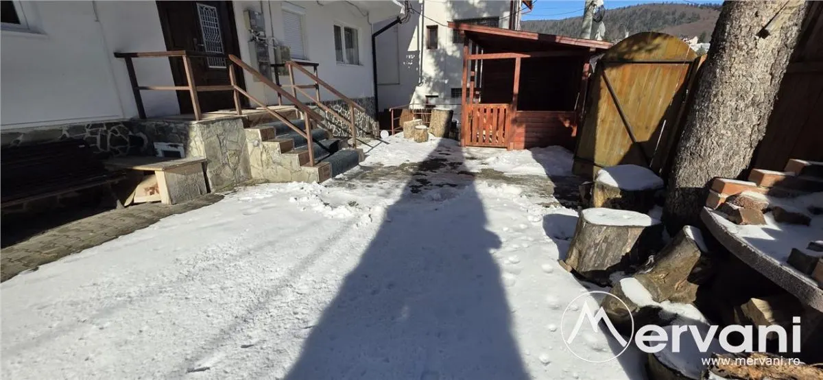 Apartament 3 camere de vanzare in Busteni – la 5 minute de partia Kalinderu - foto 3