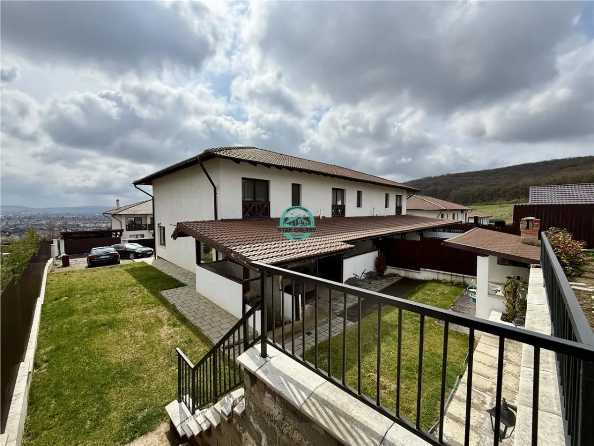 Casa cu 4 camere de vanzare, moderna, teren 570 mp, in Unirii - foto 1