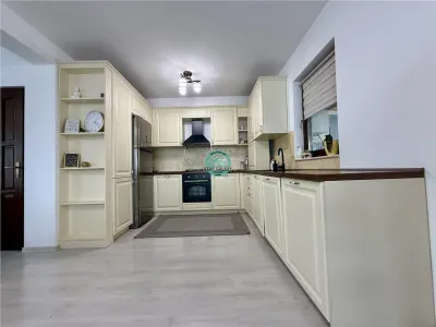 Casa cu 4 camere de vanzare, moderna, teren 570 mp, in Unirii - foto 4
