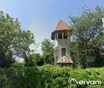 Casa de vanzare (vad comercial) - Baicoi