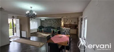 Vila de vacanta cu 4 camere de vanzare in Valea Doftanei - foto 11