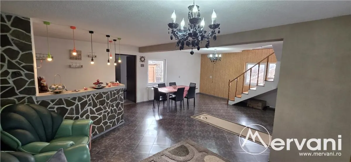 Vila de vacanta cu 4 camere de vanzare in Valea Doftanei - foto 13