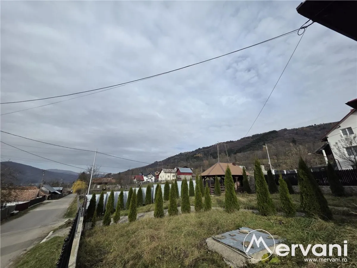 Vila de vacanta cu 4 camere de vanzare in Valea Doftanei - foto 6