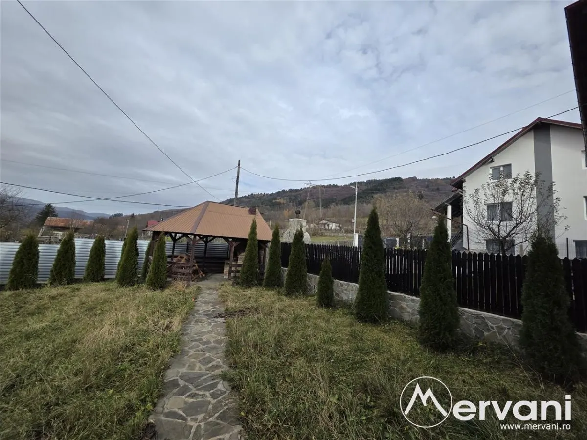 Vila de vacanta cu 4 camere de vanzare in Valea Doftanei - foto 7