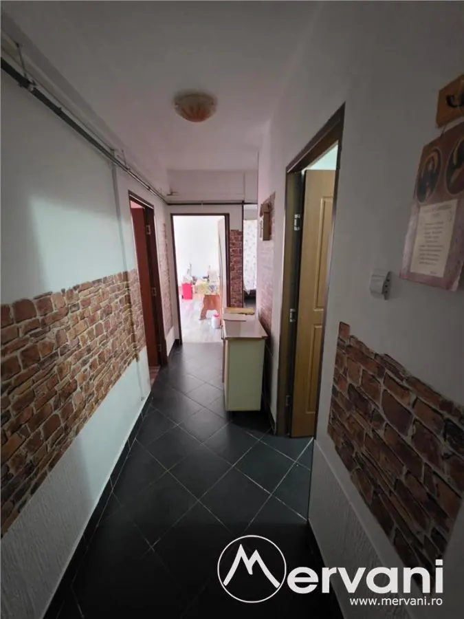 Apartament de vanzare cu 2 camere in Azuga - foto 6