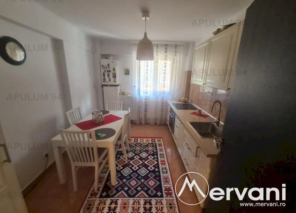 Apartament cu 2 camere de vanzare in Sinaia - Zona Platou Izvor - foto 3