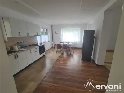 Vila de vanzare in Busteni - Zona Piatra Arsa - foto 10