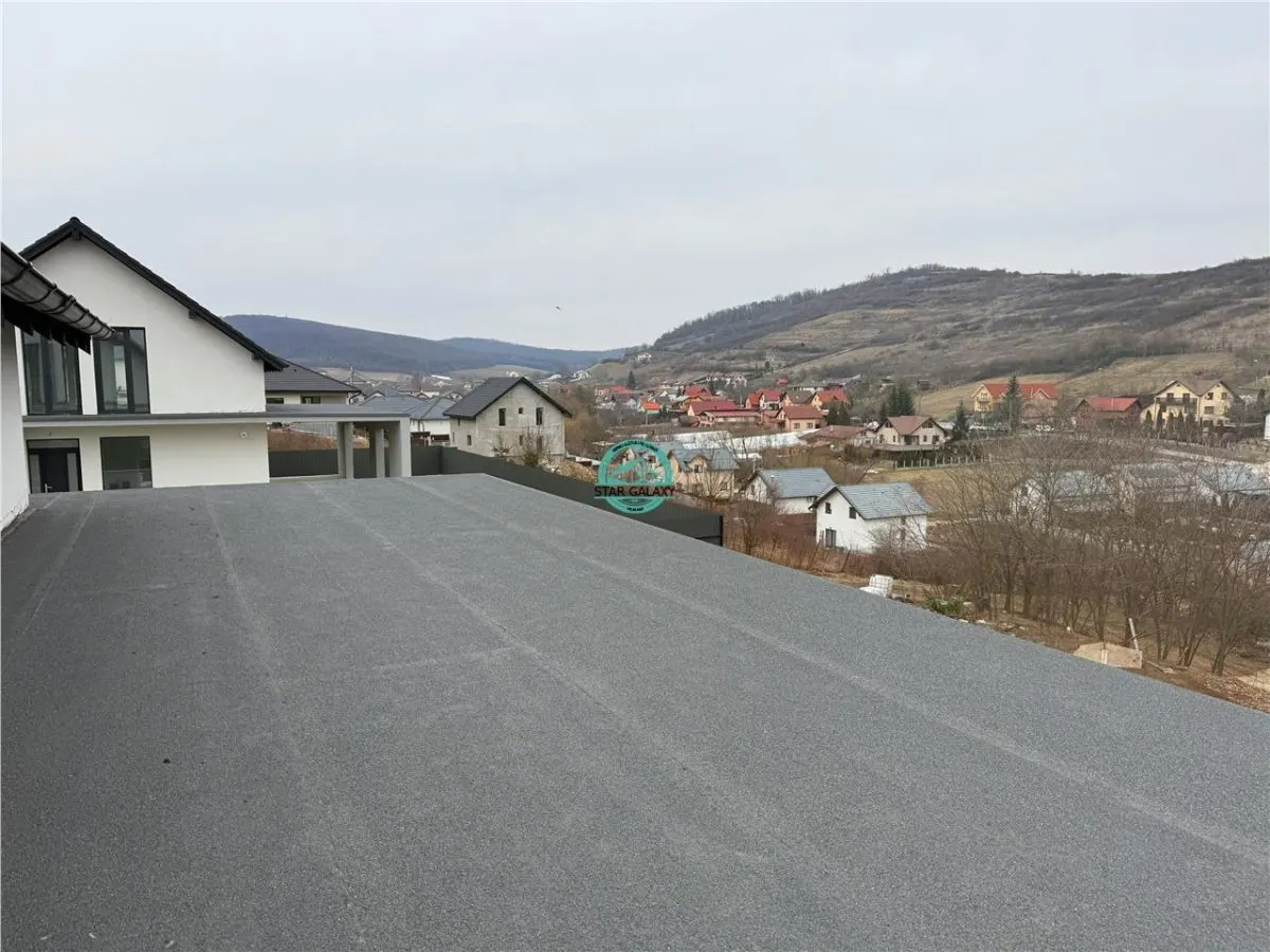 Vand casa cu 4 camere, 2 bai, suprafata utila 140 si teren 500 mp - foto 11