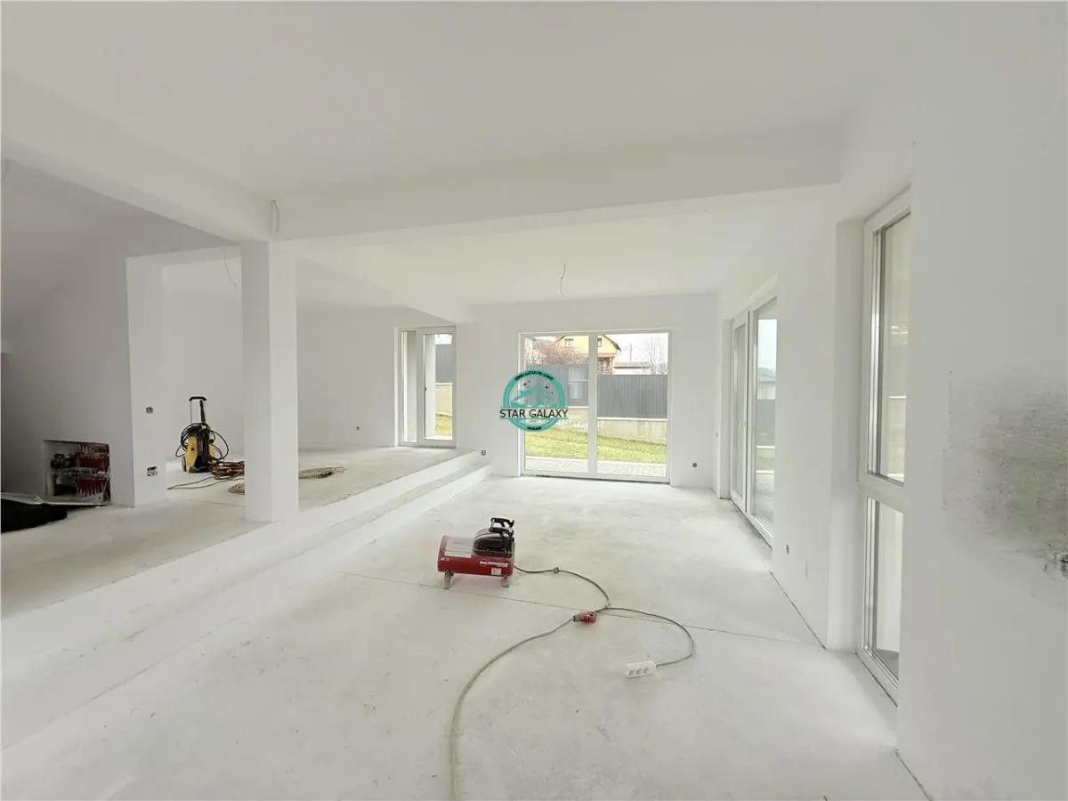 Vand casa cu 4 camere, 2 bai, suprafata utila 140 si teren 500 mp - foto 13