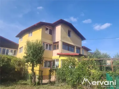 Casa e vanzare in Campina, zona Central - foto 3