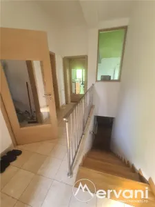 Vila de vanzare cu 6 camere in Cornu (teren 6.600 mp) - foto 28