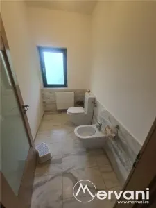 Vila de vanzare cu 6 camere in Cornu (teren 6.600 mp) - foto 37