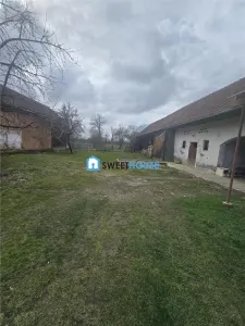 Spatiu Liniste si Libertate la poalele Muntilor - Recea