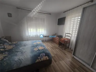Spatiu Liniste si Libertate la poalele Muntilor - foto 22