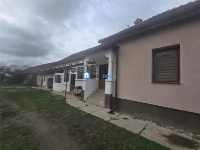 Spatiu Liniste si Libertate la poalele Muntilor - foto 10