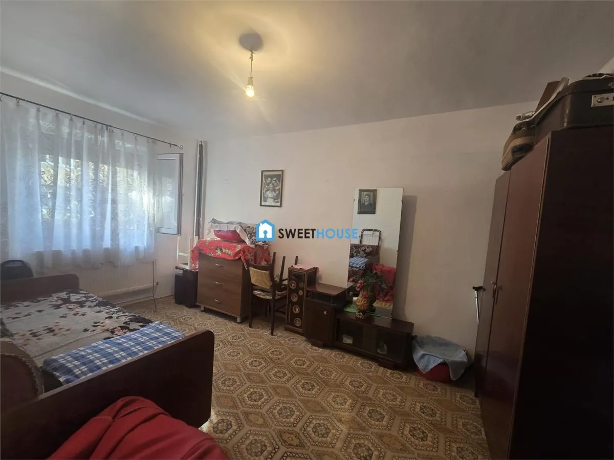 Apartament cu trei camere parter - foto 5