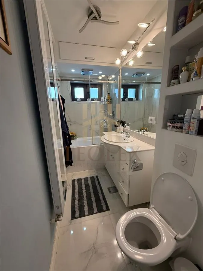 DE VANZARE APARTAMENT ULTRACENTRAL BARLAD - foto 4