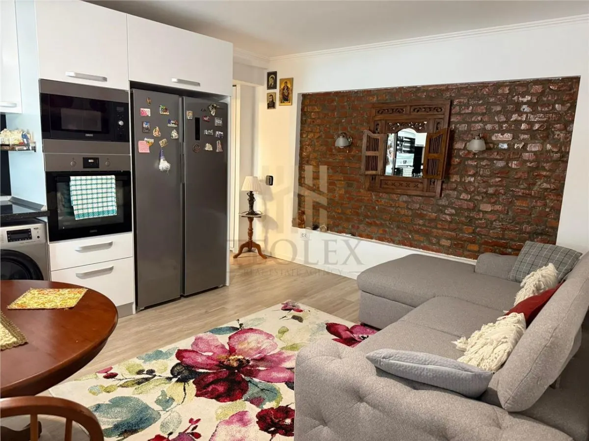 DE VANZARE APARTAMENT ULTRACENTRAL BARLAD - foto 9