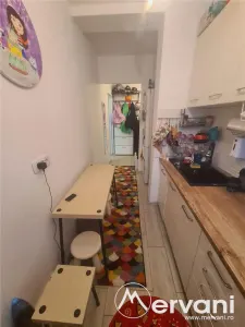 Apartament cu 3 camere de vanzare in Campina - Zona Cuza - foto 11