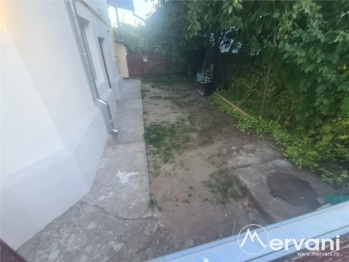 Casa de vanzare in Campina (spatiu comercial) - Zona Bobalna - foto 21