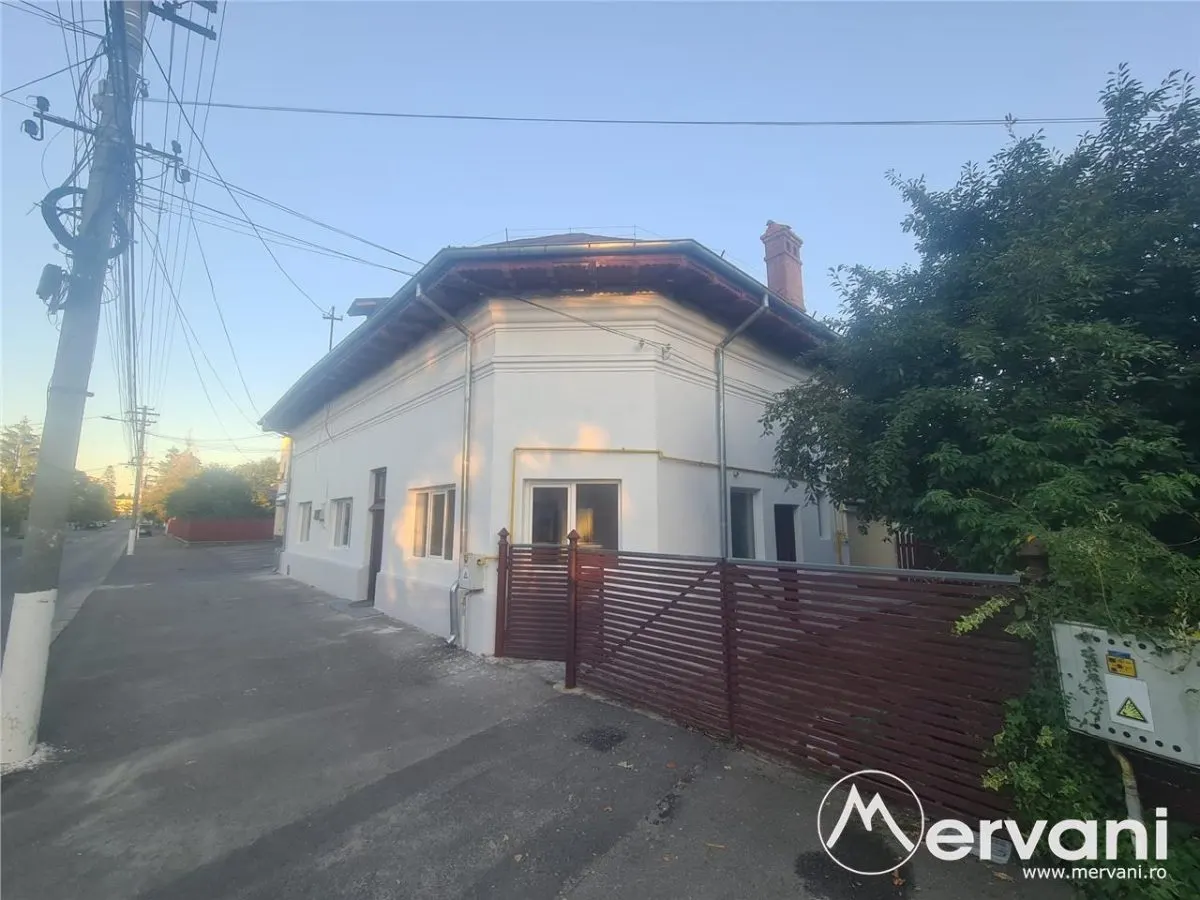 Casa de vanzare in Campina (spatiu comercial) - Zona Bobalna - foto 22